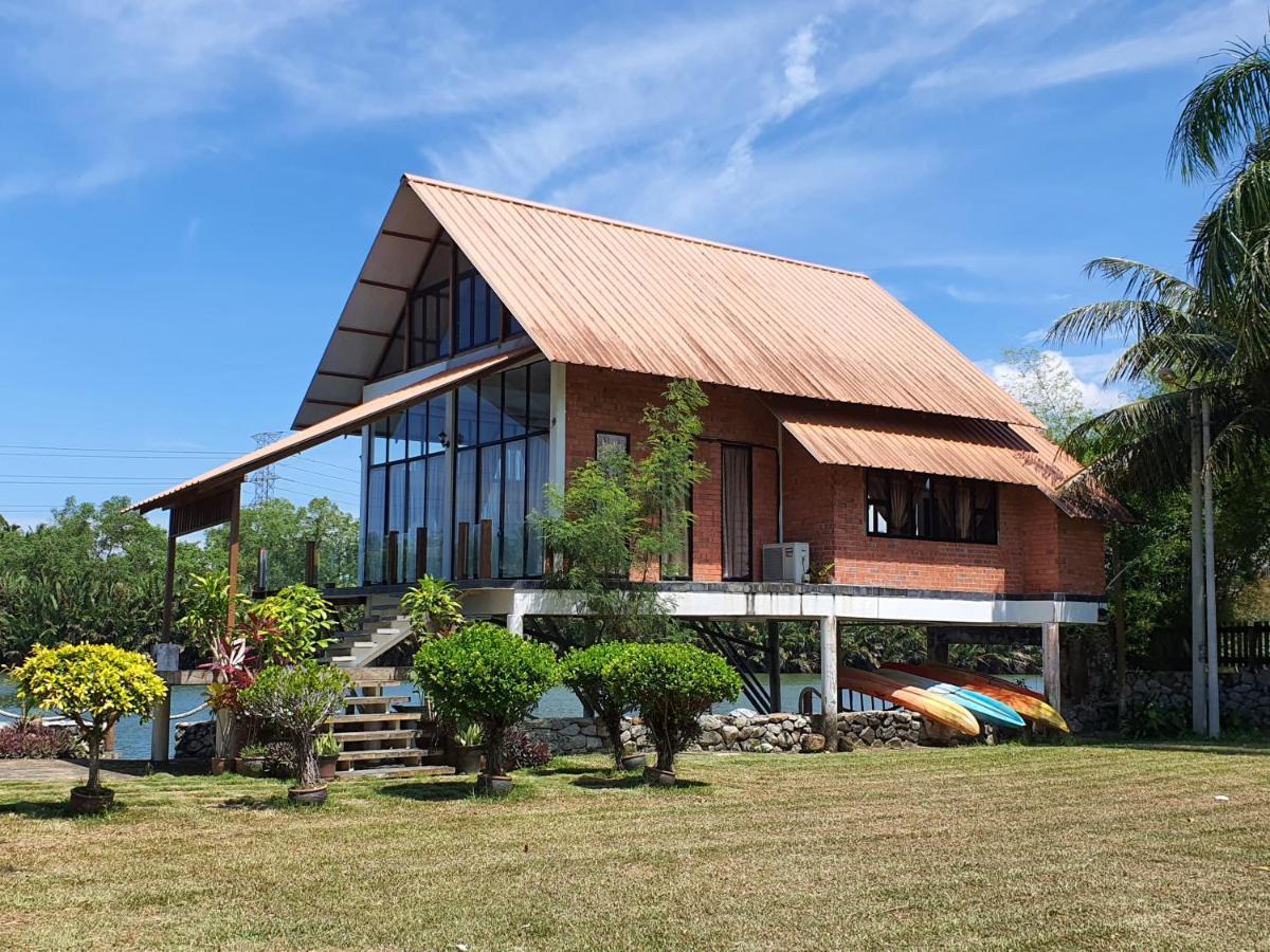 Homestay Ala Riverview Lodge Kota Bharu Eksteriør bilde