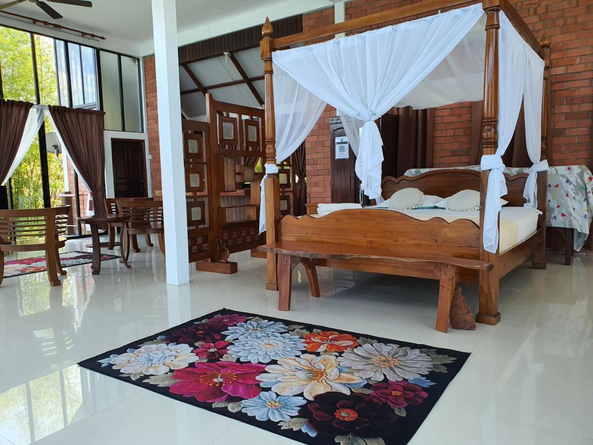 Homestay Ala Riverview Lodge Kota Bharu Eksteriør bilde