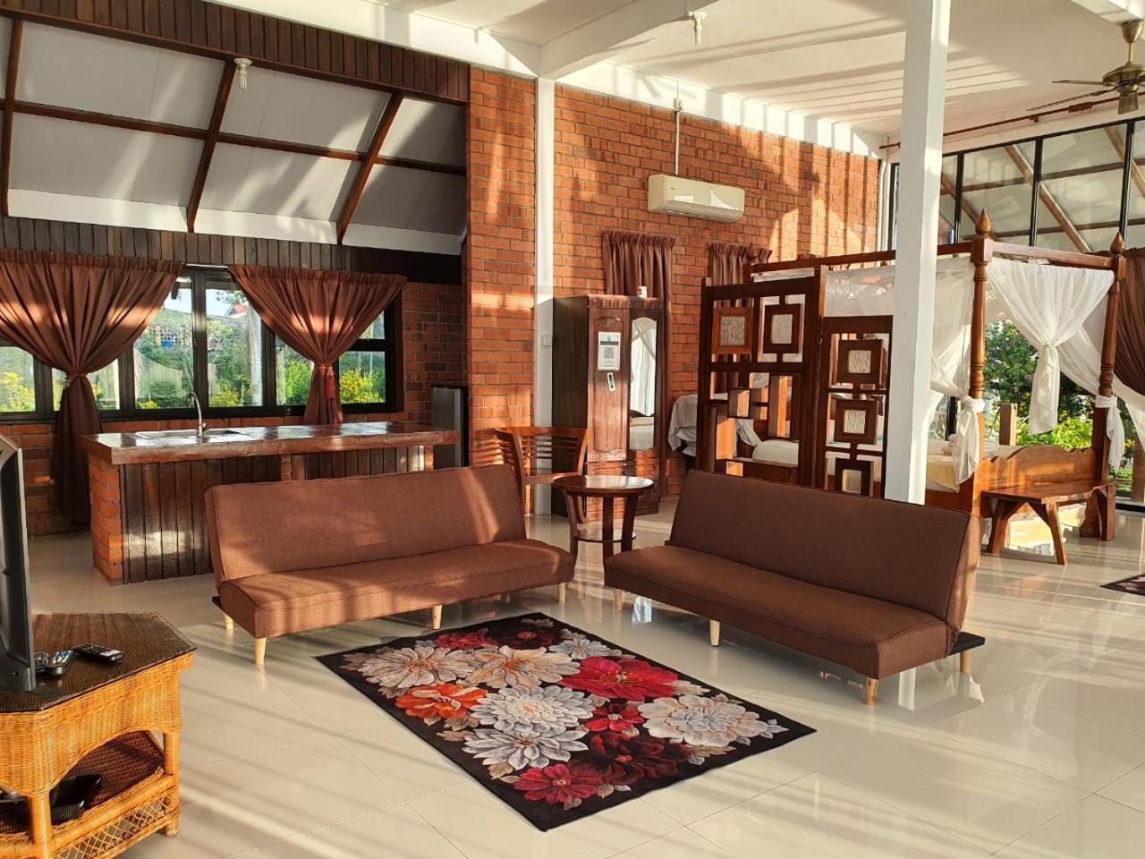 Homestay Ala Riverview Lodge Kota Bharu Eksteriør bilde